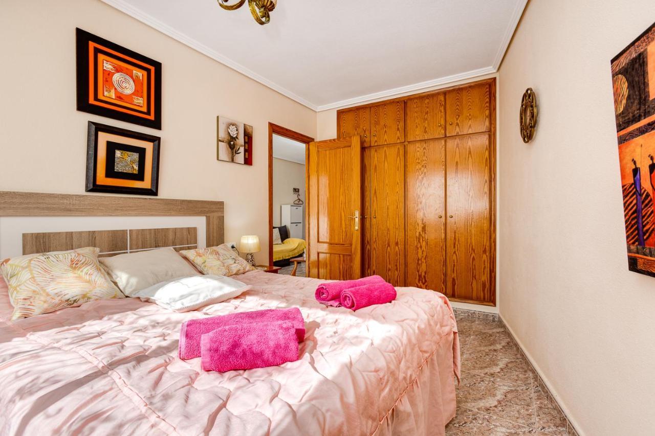 Apartament Caballero De Rodas Torrevieja Kültér fotó