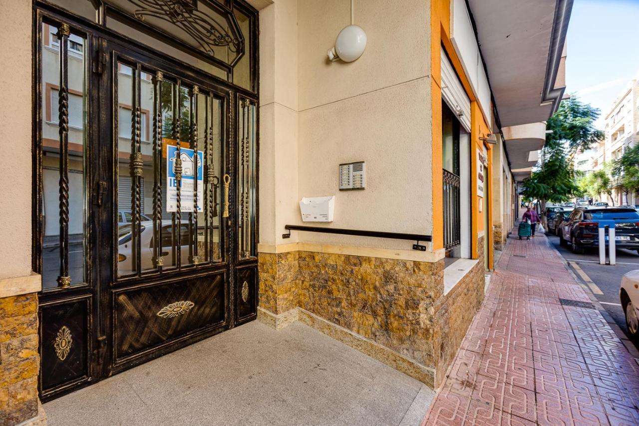 Apartament Caballero De Rodas Torrevieja Kültér fotó