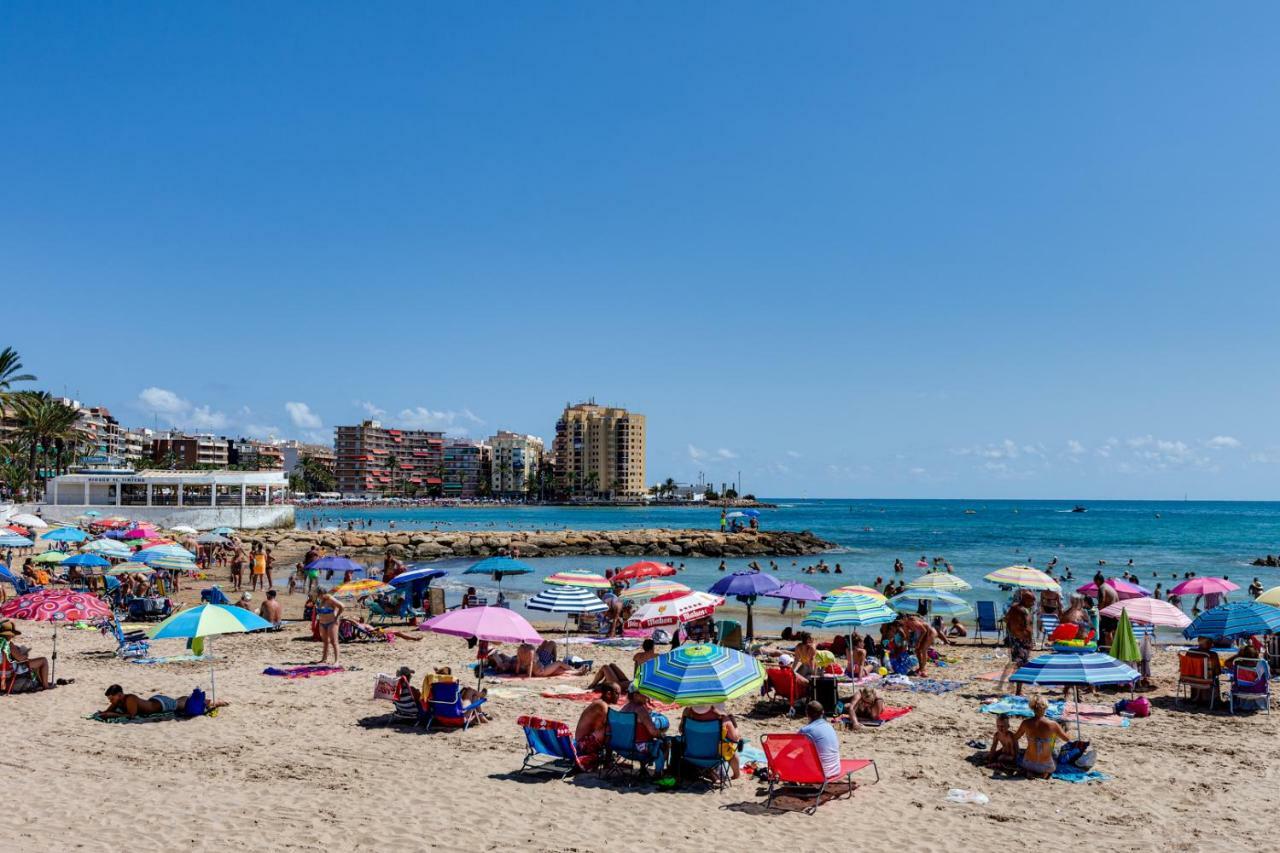 Apartament Caballero De Rodas Torrevieja Kültér fotó