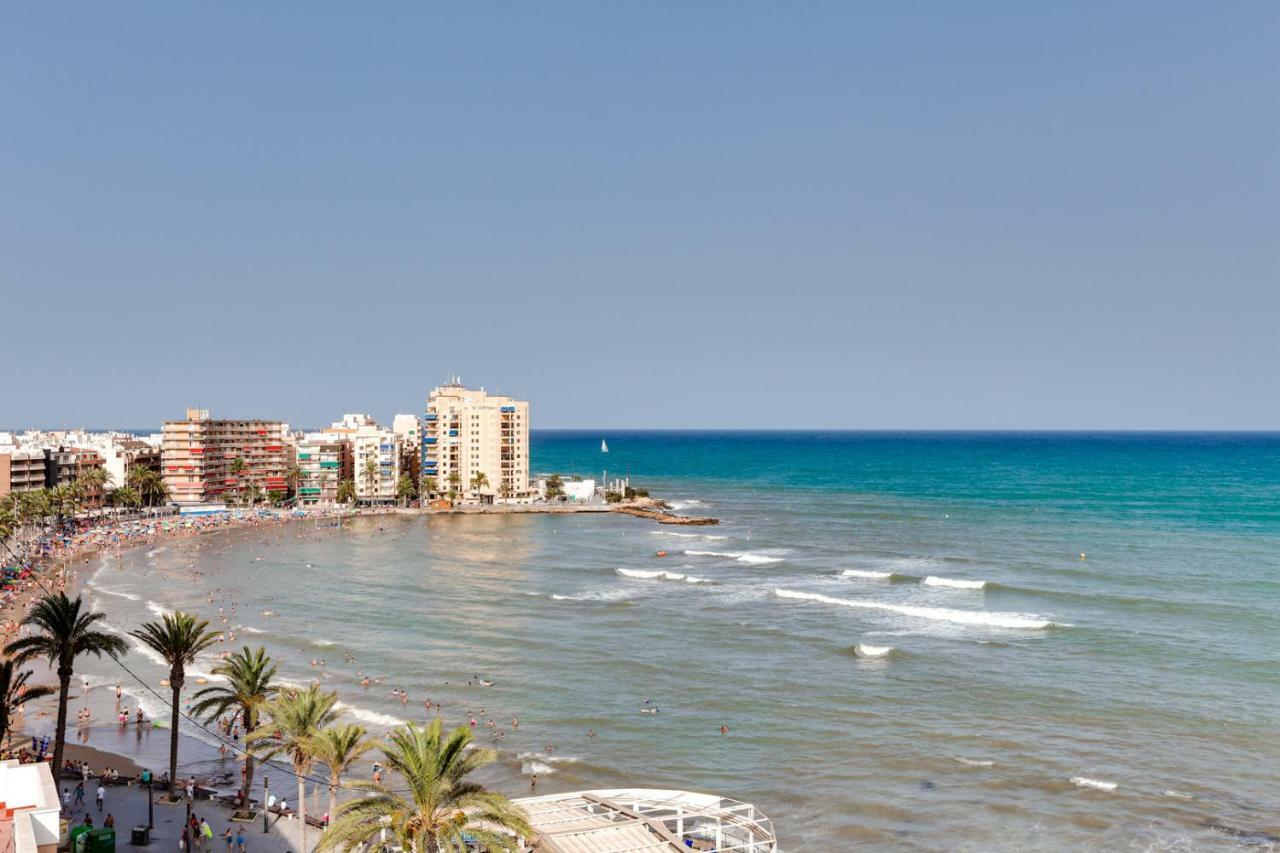 Apartament Caballero De Rodas Torrevieja Kültér fotó